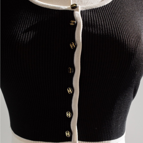 Chanel Spring 1995 Black White 95P Crop Cardigan - Picture 7 of 11